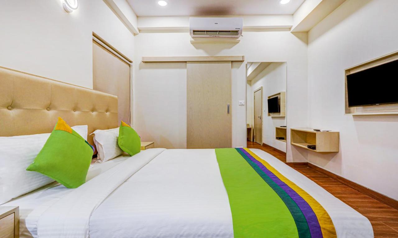 Treebo Galaxy Suites Mathikere Bangalore Exterior photo