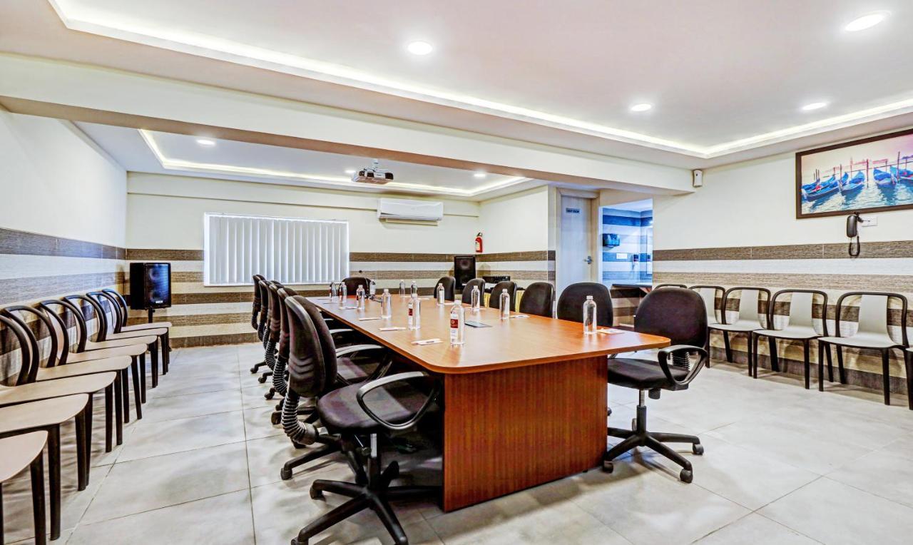 Treebo Galaxy Suites Mathikere Bangalore Exterior photo