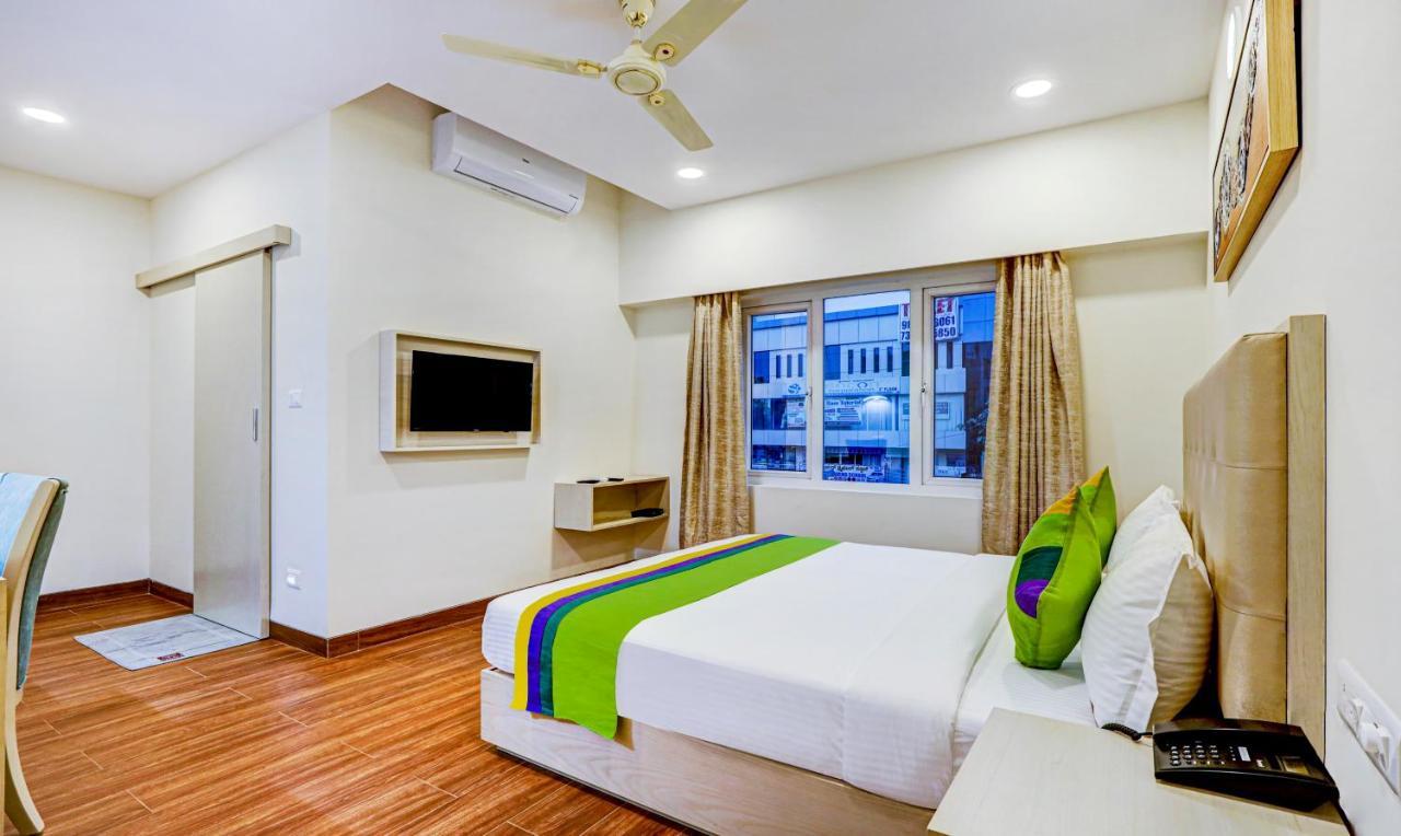 Treebo Galaxy Suites Mathikere Bangalore Exterior photo